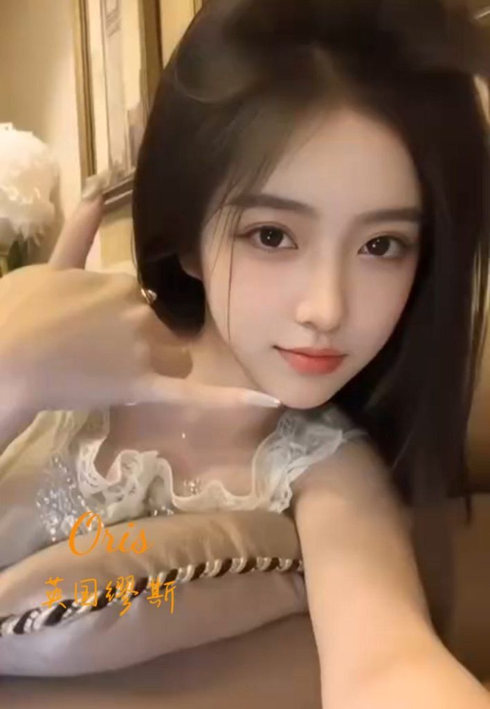 ♏ ️ Oris ♍英国缪斯知性美少女，笑起嚟甜美可愛，長腿美少女8540 作者:小寶貝 帖子ID:5336 