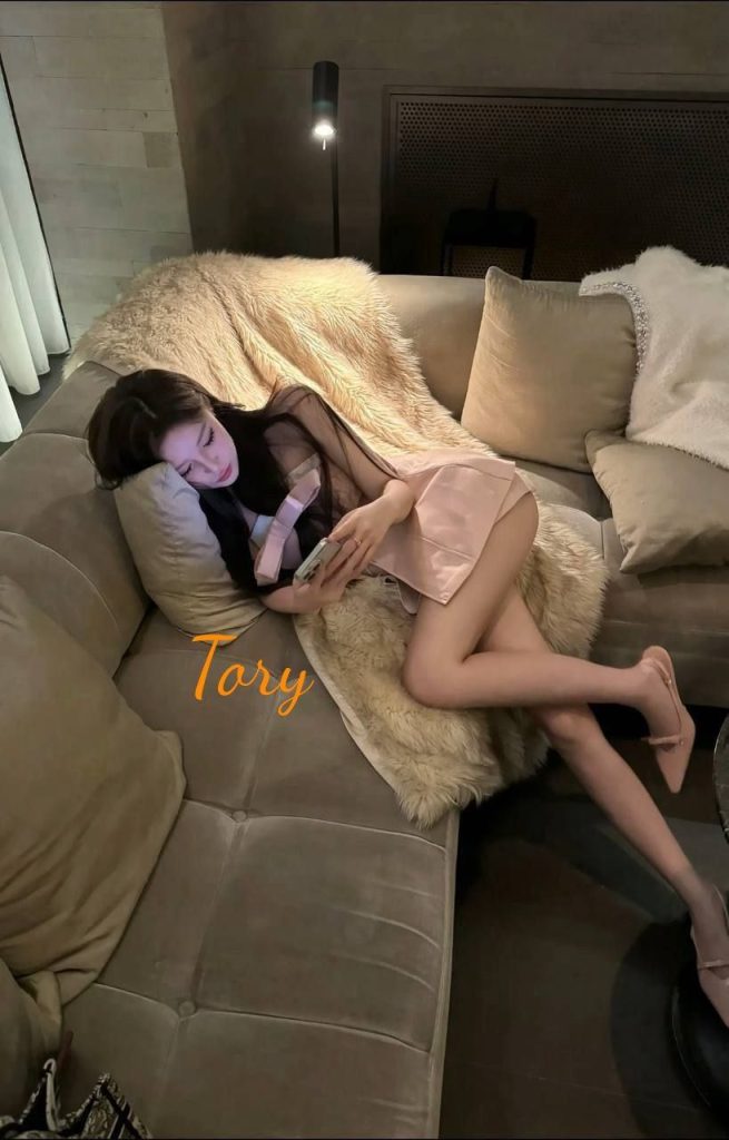 ♏️Tory♍️英国缪斯乖巧小网红，全身雪白9615 作者:英国缪斯 帖子ID:5397 