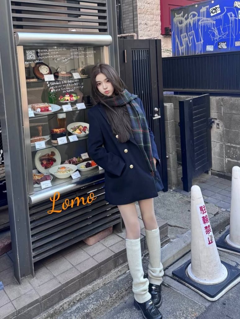♏ ️ Lomo ♍ ️   英國高端留學生，大學本科亦係英國畢業 ‍ 最美校花353 作者:英国缪斯 帖子ID:5525 
