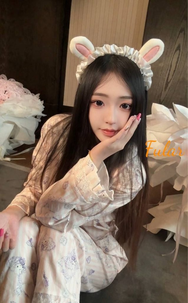 ♏ ️ FULAR ♍ ️ 英國留學生，乖巧聽話，靓女腿長499 作者:小寶貝 帖子ID:5561 